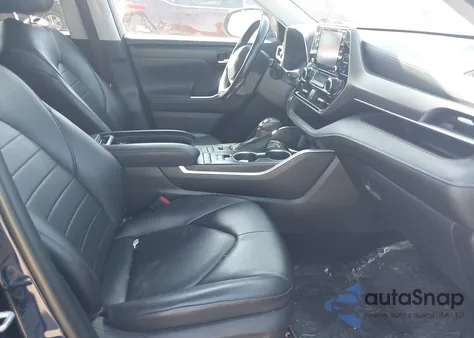 2020 Toyota Highlander Xle z USA, uszkodzony, nr VIN 5TDGZRBH0LS507459